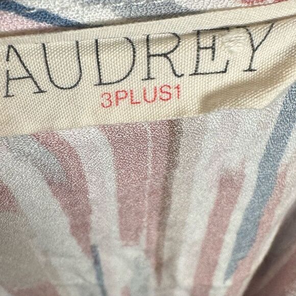 Audrey 3+1 colorful artistic print romper size small - Picture 5 of 7